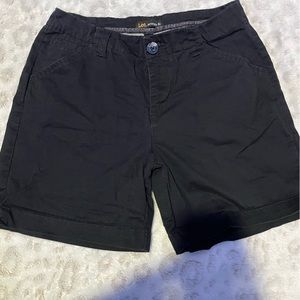Lee’s Straight Fit Shorts Women’s